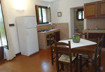 Casali Del Toppello Apartment